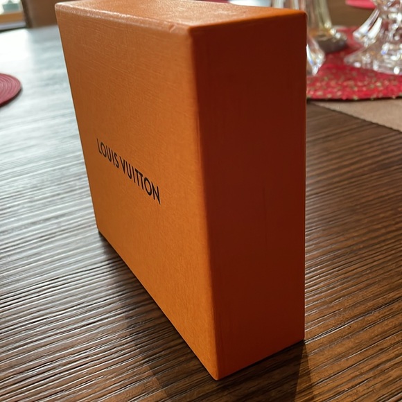 Louis Vuitton Box - Picture 5 of 5